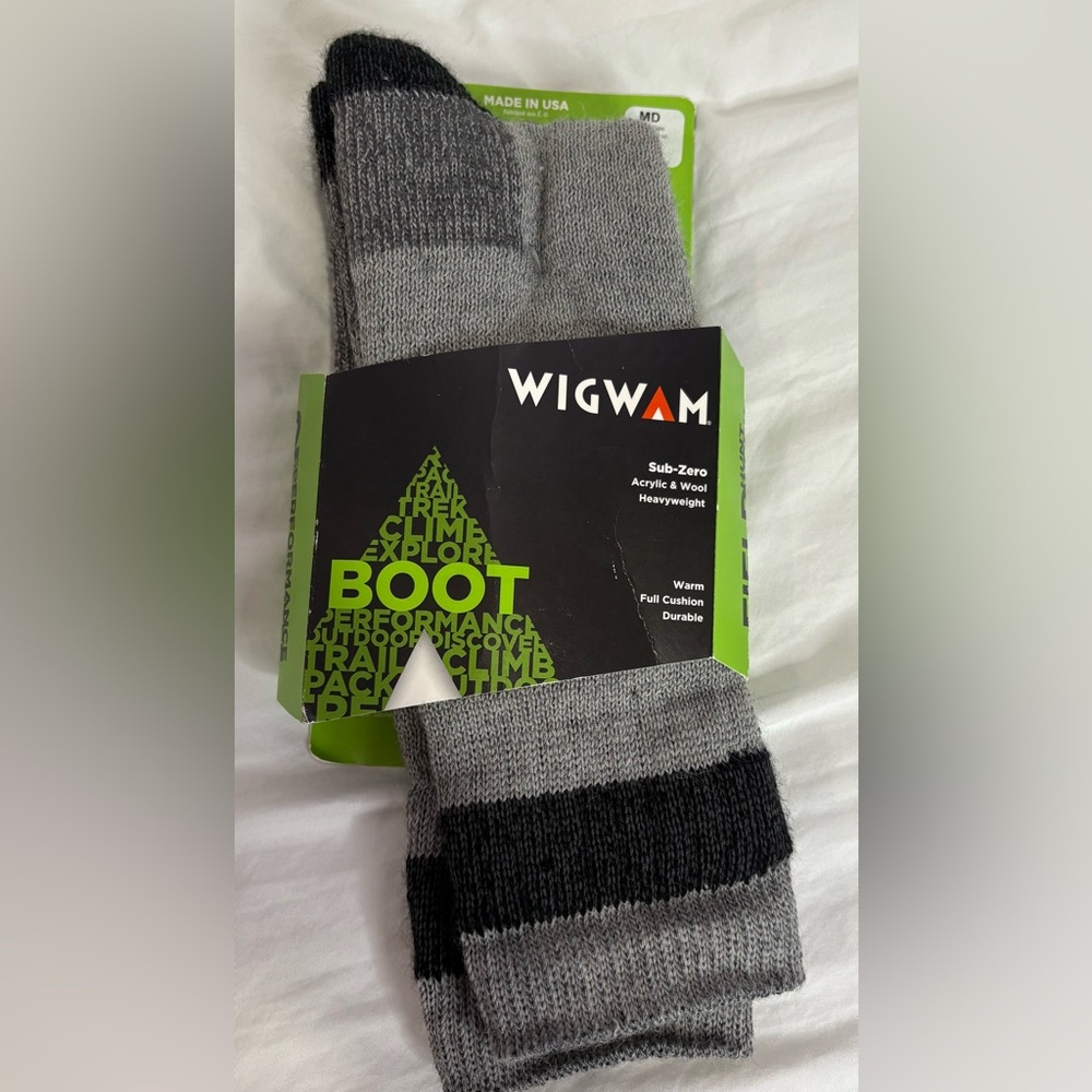 Wigwam Sub Zero Heavyweight Gray Boot Socks -Medium NWT